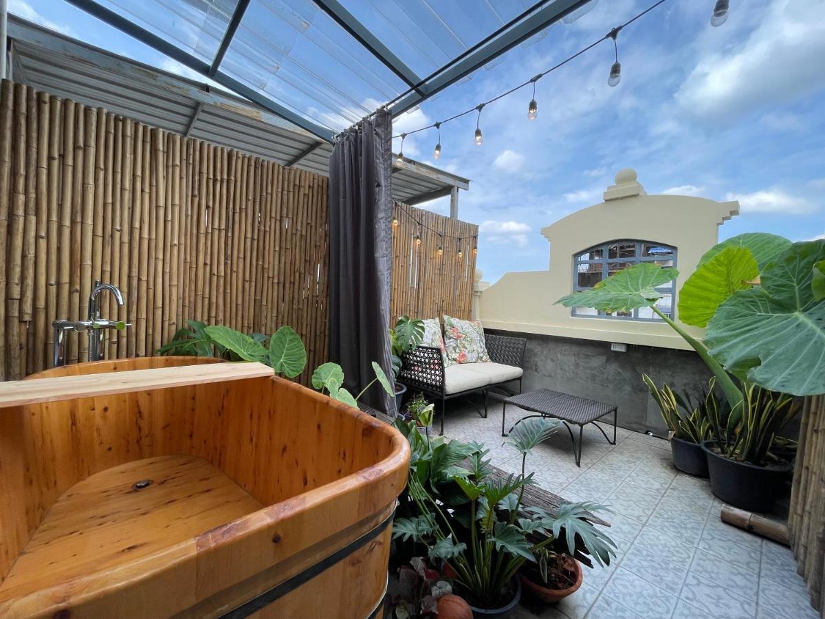 Central Old Town Cottage กรุงเทพมหานคร ภายนอก รูปภาพ