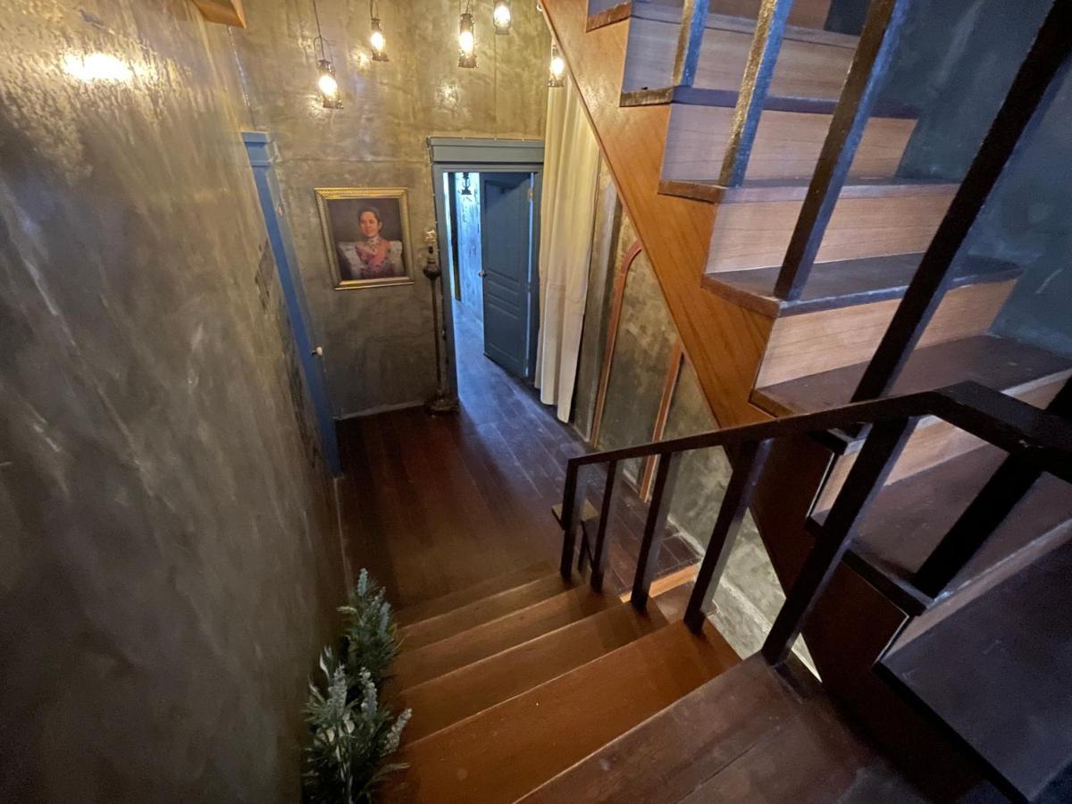 Central Old Town Cottage กรุงเทพมหานคร ภายนอก รูปภาพ